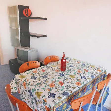 דירה Michelangelo-5 By Interhome ביביונה